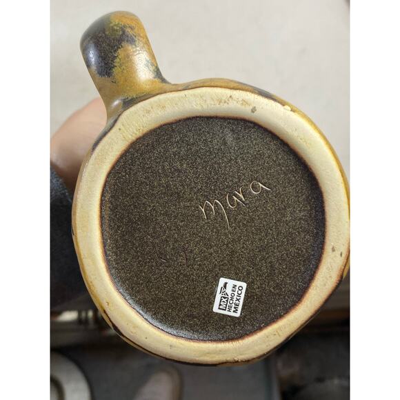 Mara Stoneware Turtle Mug 20oz - Picture 4 of 4